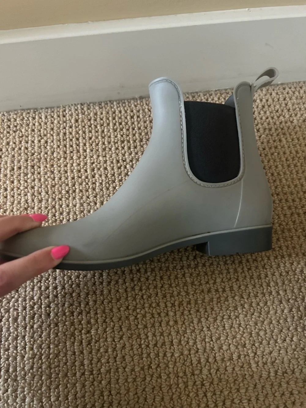 Sam Edelman Cosmopolitan Leather Outsoles Dove Gray Tinsley Rain Boots Size 8